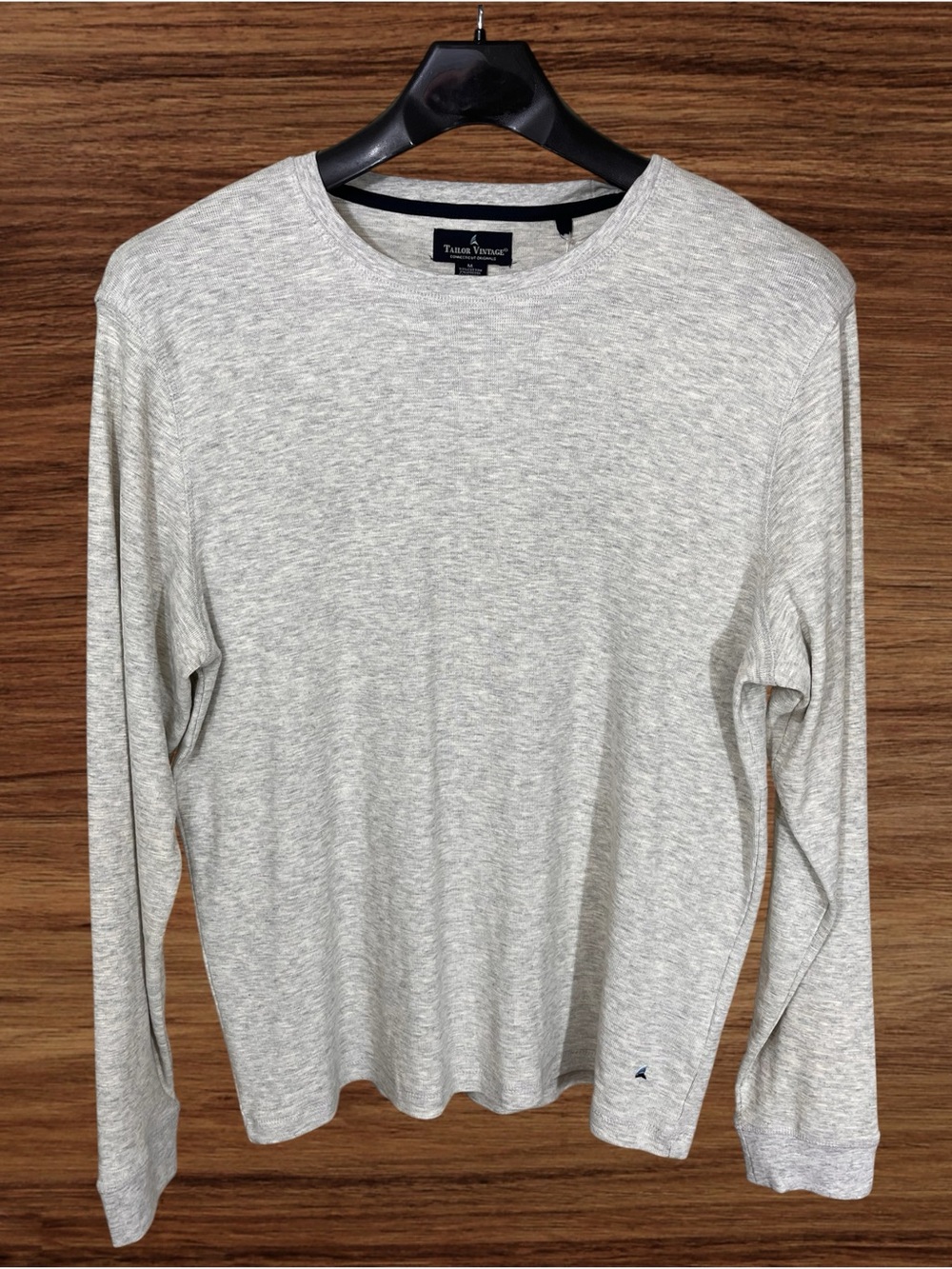 Tailor Vintage Airotec+ Men’s Oatmeal Heather Crewneck Shirt. Size Medium
